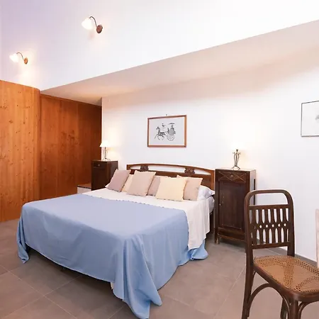 Le Lune Pensionat 3*