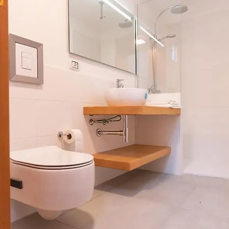 Le Lune Guest house