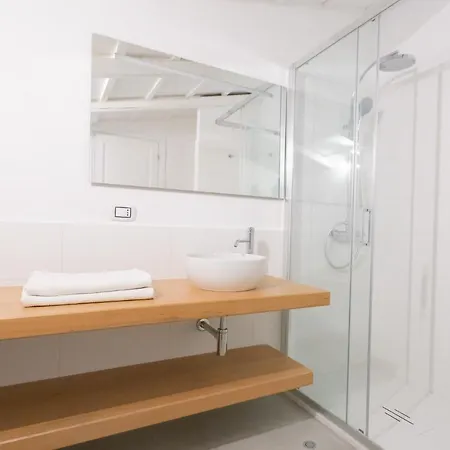 Le Lune Guest house