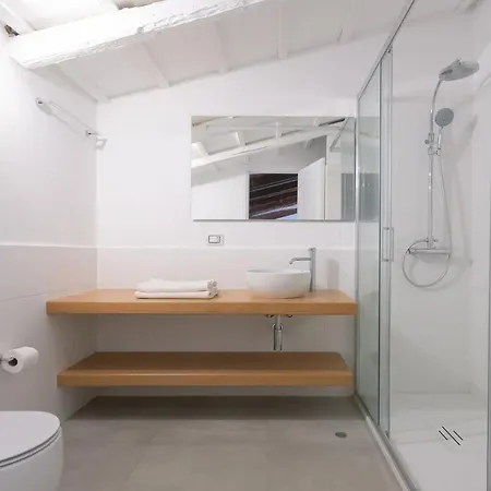 Le Lune Guest house