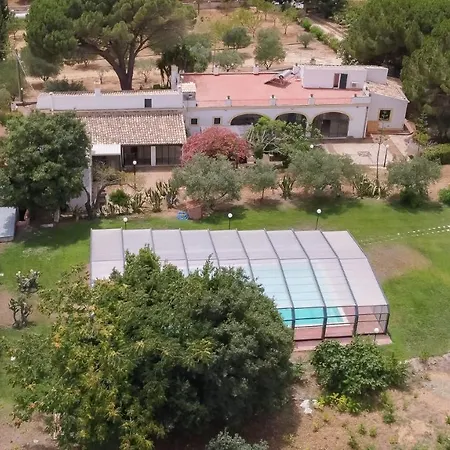 Le Lune Guest house